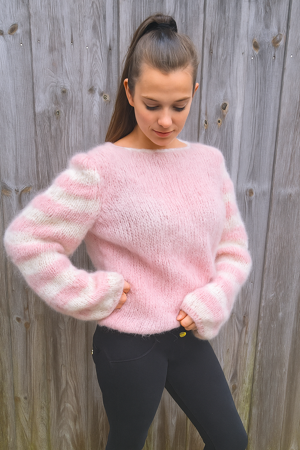 Strickpullover in rosa weiß Reiki Wolle
