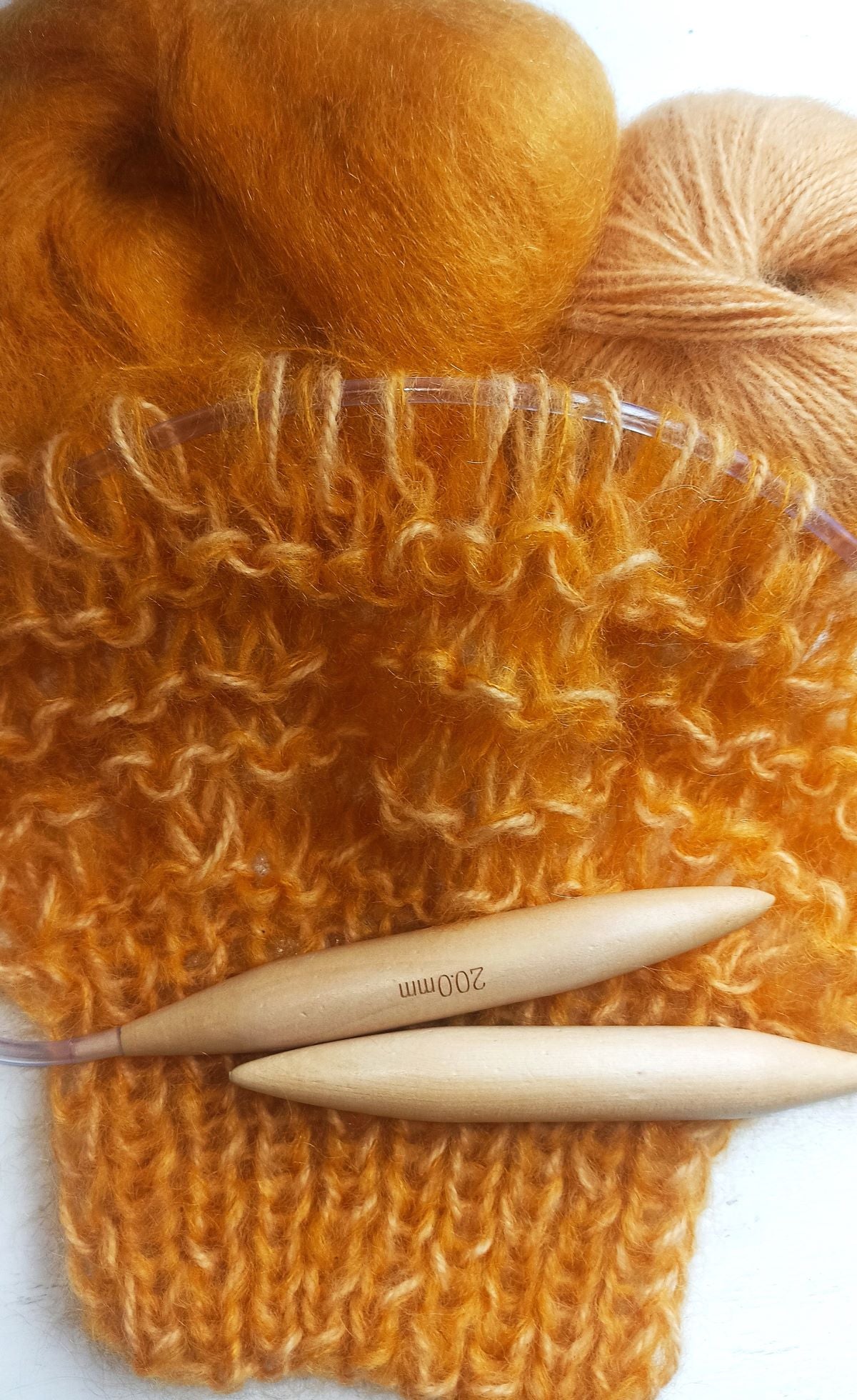 Soft Gratte Wolle von Katia und Ingenua Bolero stricken
