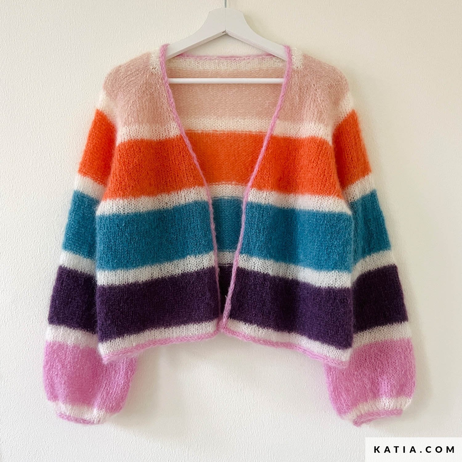 Bunter Cardigan aus Ingenua Mohair