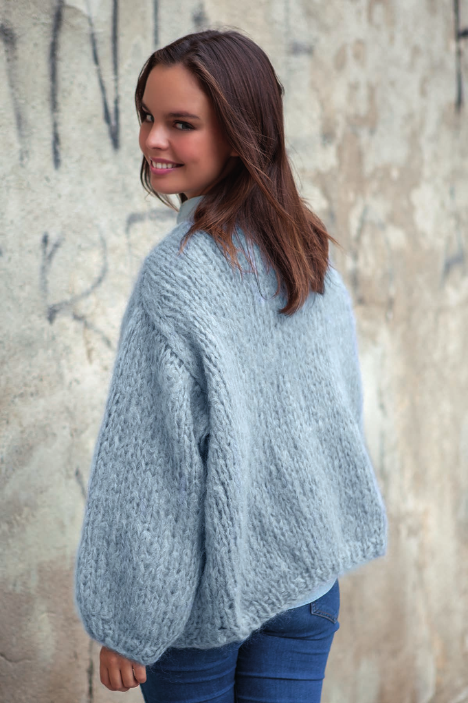 KNIT KIT: Mohair Jacke INGENUA super Dick im Strickset mit Strickanleitung von KATIA - Beemohr