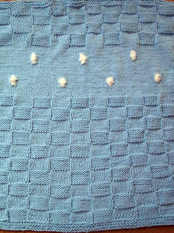 Strickanleitung: für eine Babydecke mit Schneebällen im Karo - Muster - Beemohr