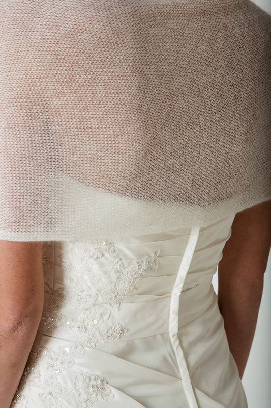 Braut Lace Stola Strickanleitung für ihren Brautschal in schönem Lochmuster für ihre Hochzeit - Beemohr