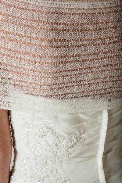 Braut Lace Stola Strickanleitung für ihren Brautschal in schönem Lochmuster für ihre Hochzeit - Beemohr