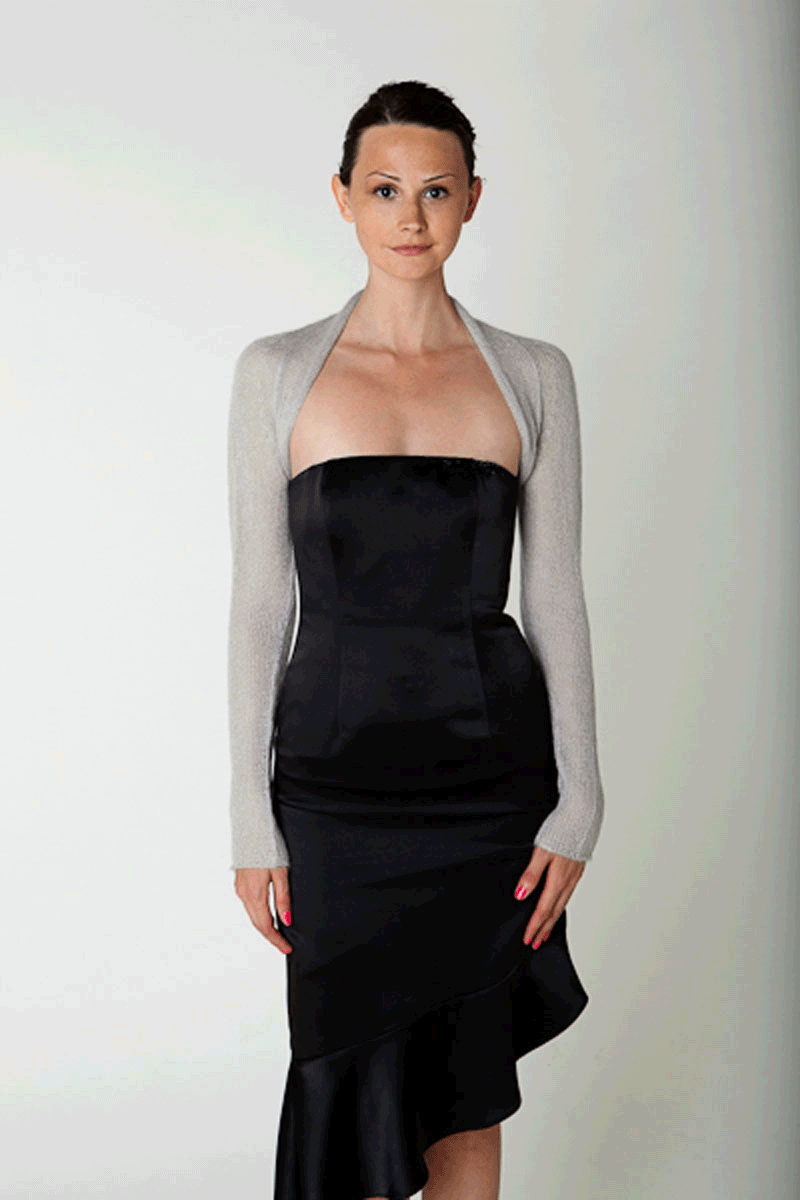 Grauer Mohair bolero für das Abendkleid in schwarz
