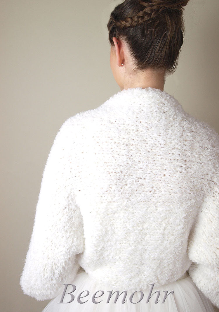 Strickanleitung für eine Bolero Jacke aus flauschiger Wolle JADE - Beemohr