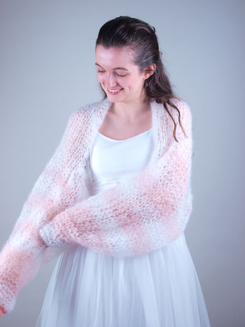 Leichter Bolero handgestrickt aus zwei Farben für Rock & Jeans - Beemohr