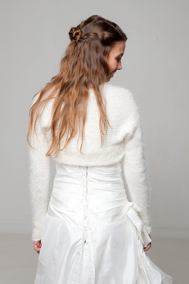 Hochzeitsjäckchen SARAH Strickanleitung für eine Jacke für Herbst - und Winterbräute - Beemohr