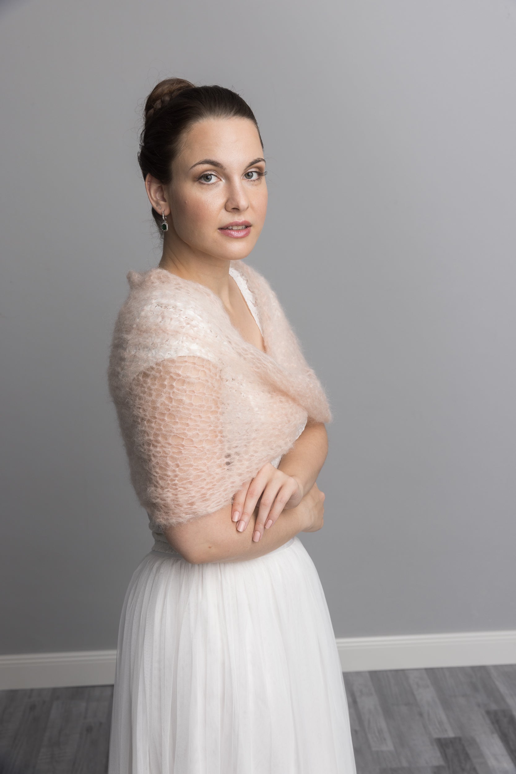 Knit Kit für einen Loop Sinja mit Strickanleitung, Wolle und Stricknadeln - Beemohr