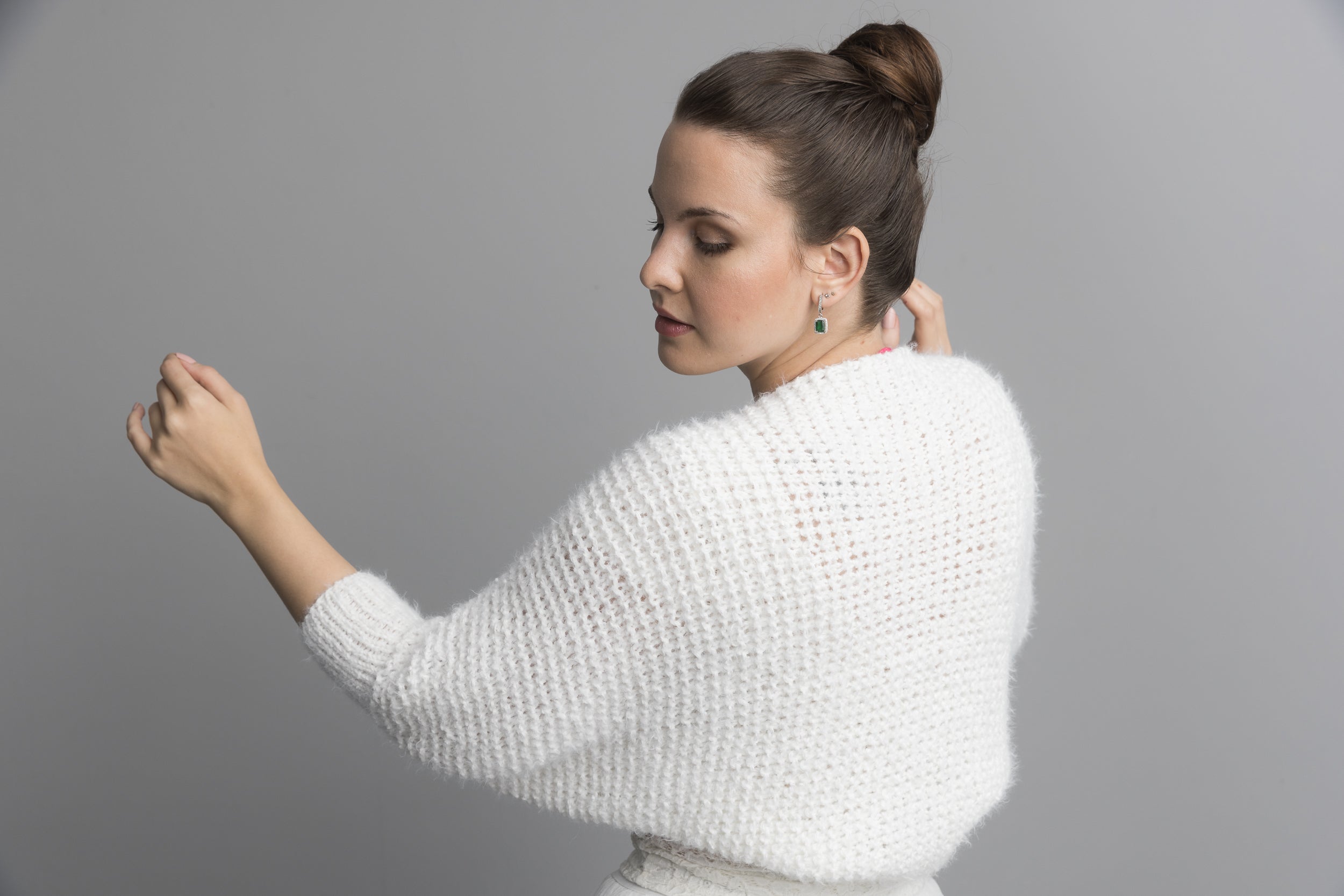 Weicher Kuschel - Bolero SNOWBALL in der Strickbox mit flauschiger Wolle & Strickanleitung - Beemohr