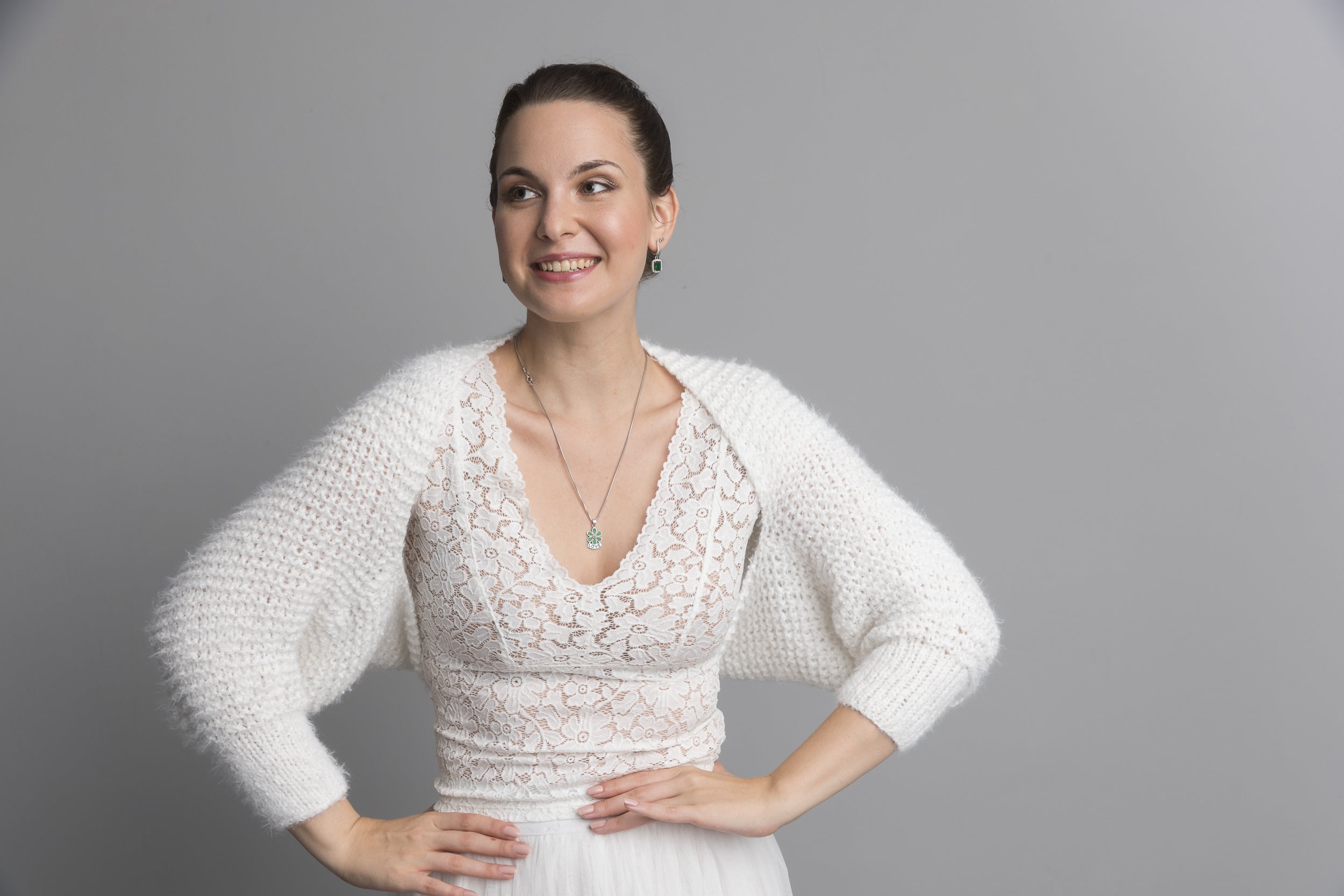 Weicher Kuschel - Bolero SNOWBALL in der Strickbox mit flauschiger Wolle & Strickanleitung - Beemohr