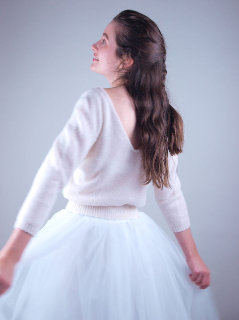 Strickbox für einen Brautpullover mit Wolle und Strickanleitung - Beemohr