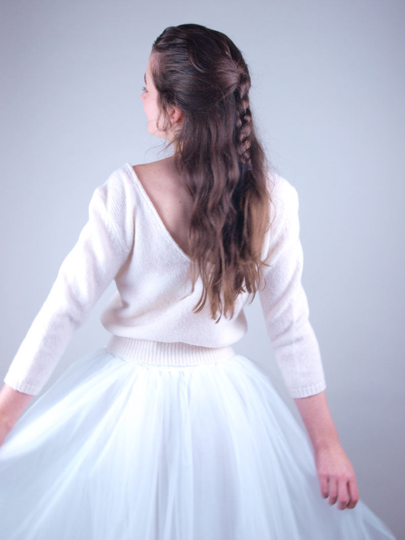 Strickbox für einen Brautpullover mit Wolle und Strickanleitung - Beemohr