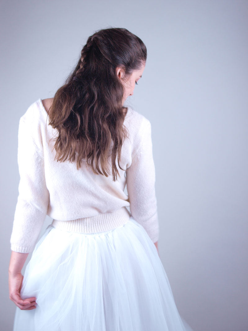 Strickbox für einen Brautpullover mit Wolle und Strickanleitung - Beemohr