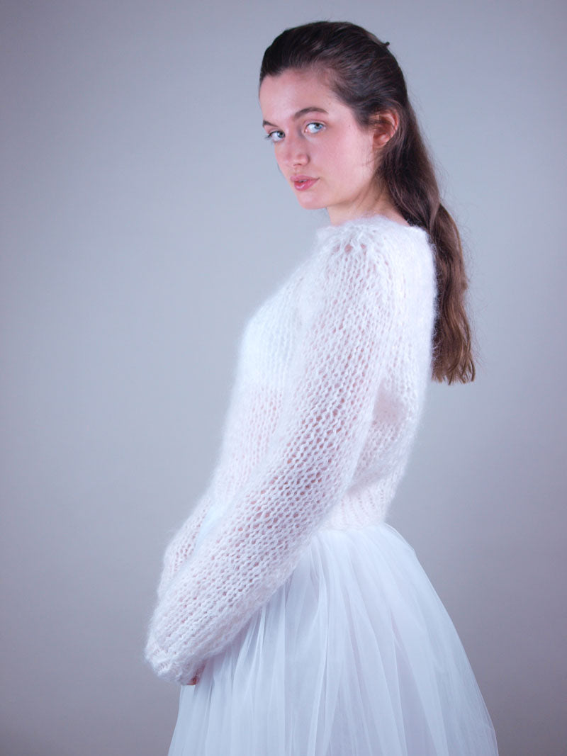 Weißer Strickpullover aus Mohair GENE tailliert - Beemohr