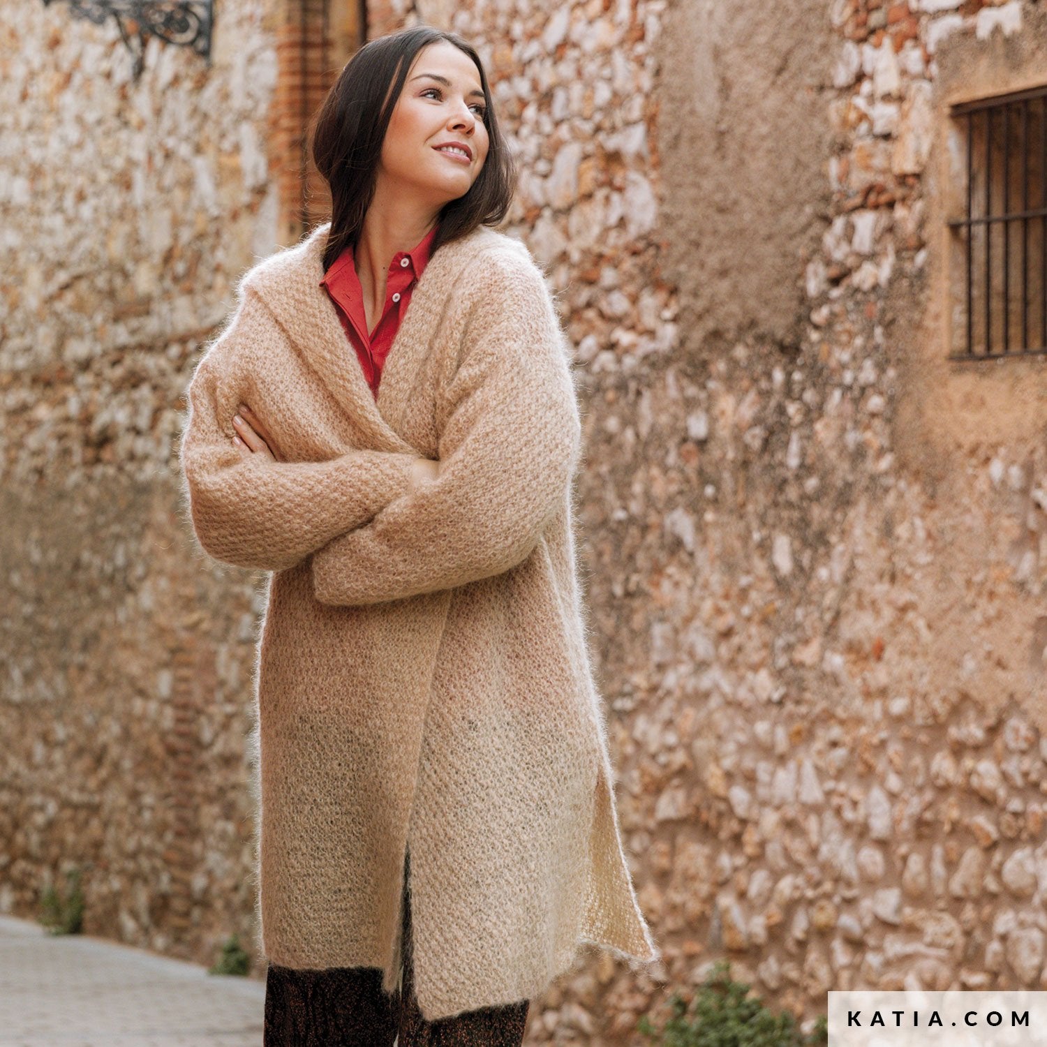 Knit Kit: Kapuzen Strickjacke mit Ingenua Wolle von Katia - Beemohr