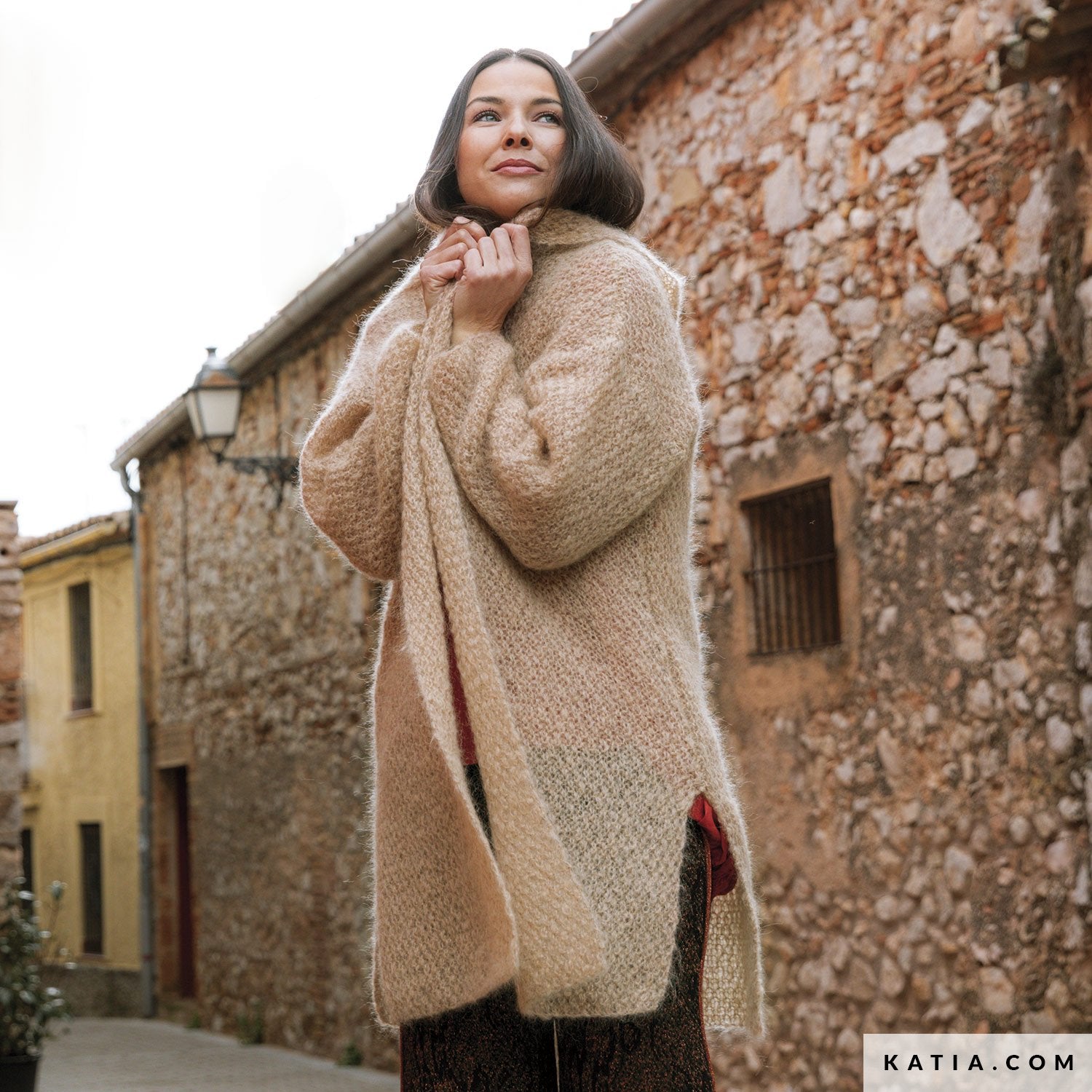 Knit Kit: Kapuzen Strickjacke mit Ingenua Wolle von Katia - Beemohr