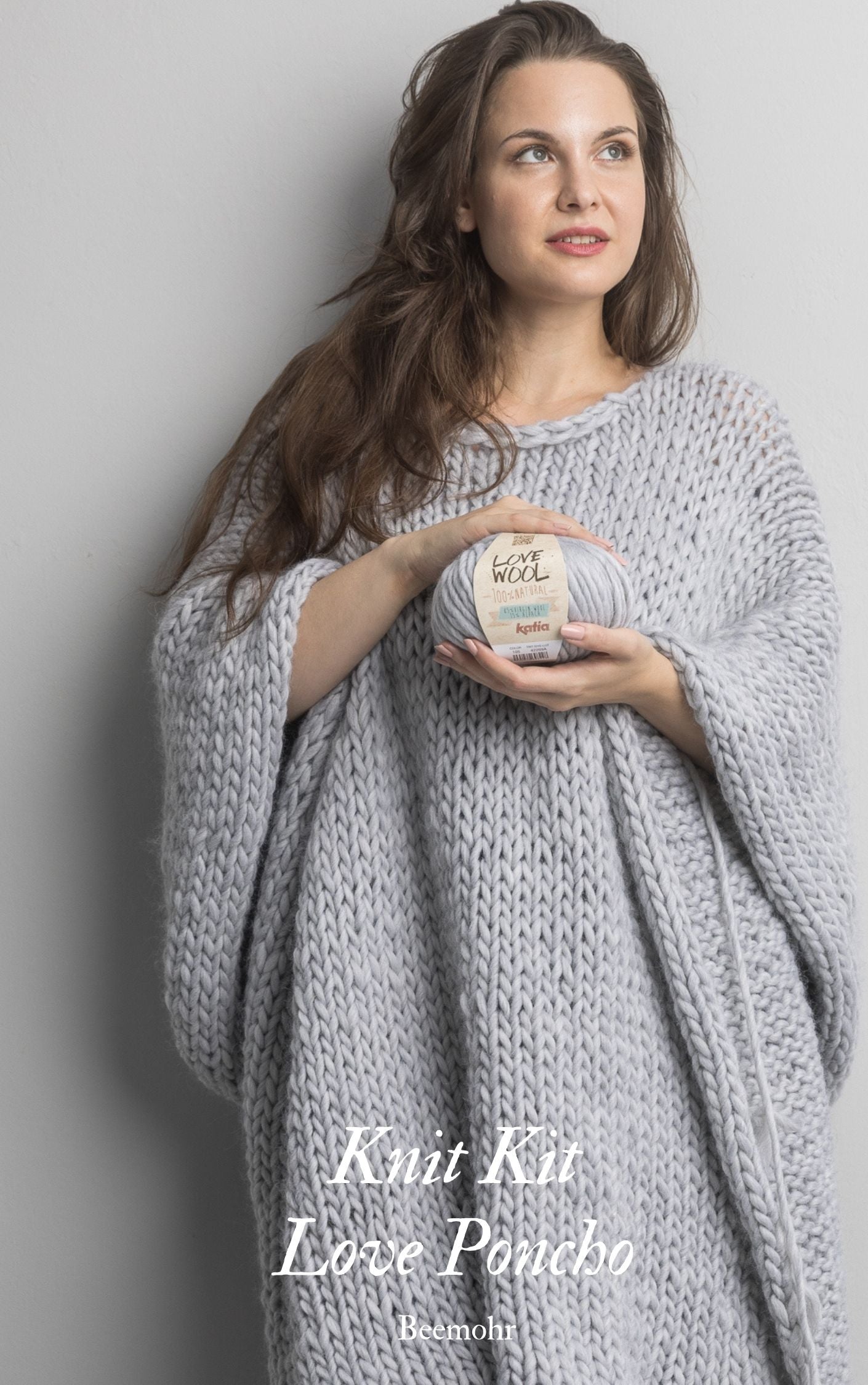Knit Kit für einen coolen Poncho mit extra dicker Love Wool gestrickt - Beemohr