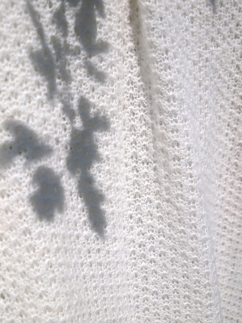 FOR YOU: Leichte Lace Stola gestrickt für romantische Hochzeiten aus edlem Garn - Beemohr