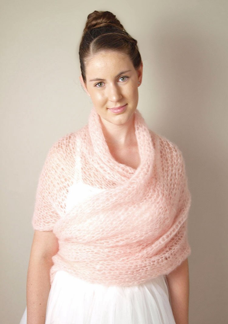 Knit Kit: Für die Stola WIND leicht und durchschimmernd grob gestrickter Schal - Beemohr
