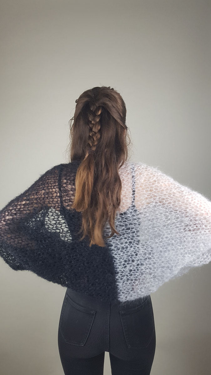 For You: Zweifarbige Strick- Jacke DUETTA schwarz und grau - Beemohr