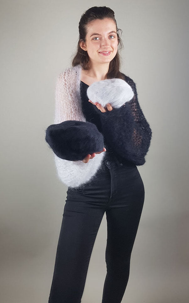 For You: Zweifarbige Strick- Jacke DUETTA schwarz und grau - Beemohr