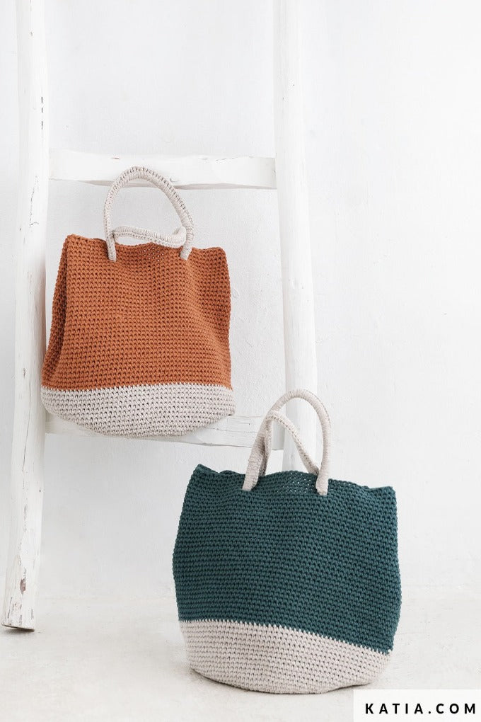 Häkelanleitung für eine gehäkelte Handtasche mit Ekos von Katia - Beemohr