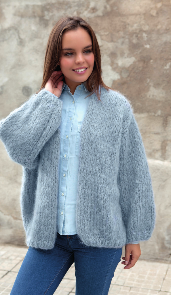 KNIT KIT: Mohair Jacke INGENUA super Dick im Strickset mit Strickanleitung von KATIA - Beemohr