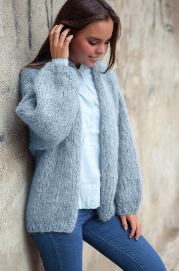 KNIT KIT: Mohair Jacke INGENUA super Dick im Strickset mit Strickanleitung von KATIA - Beemohr