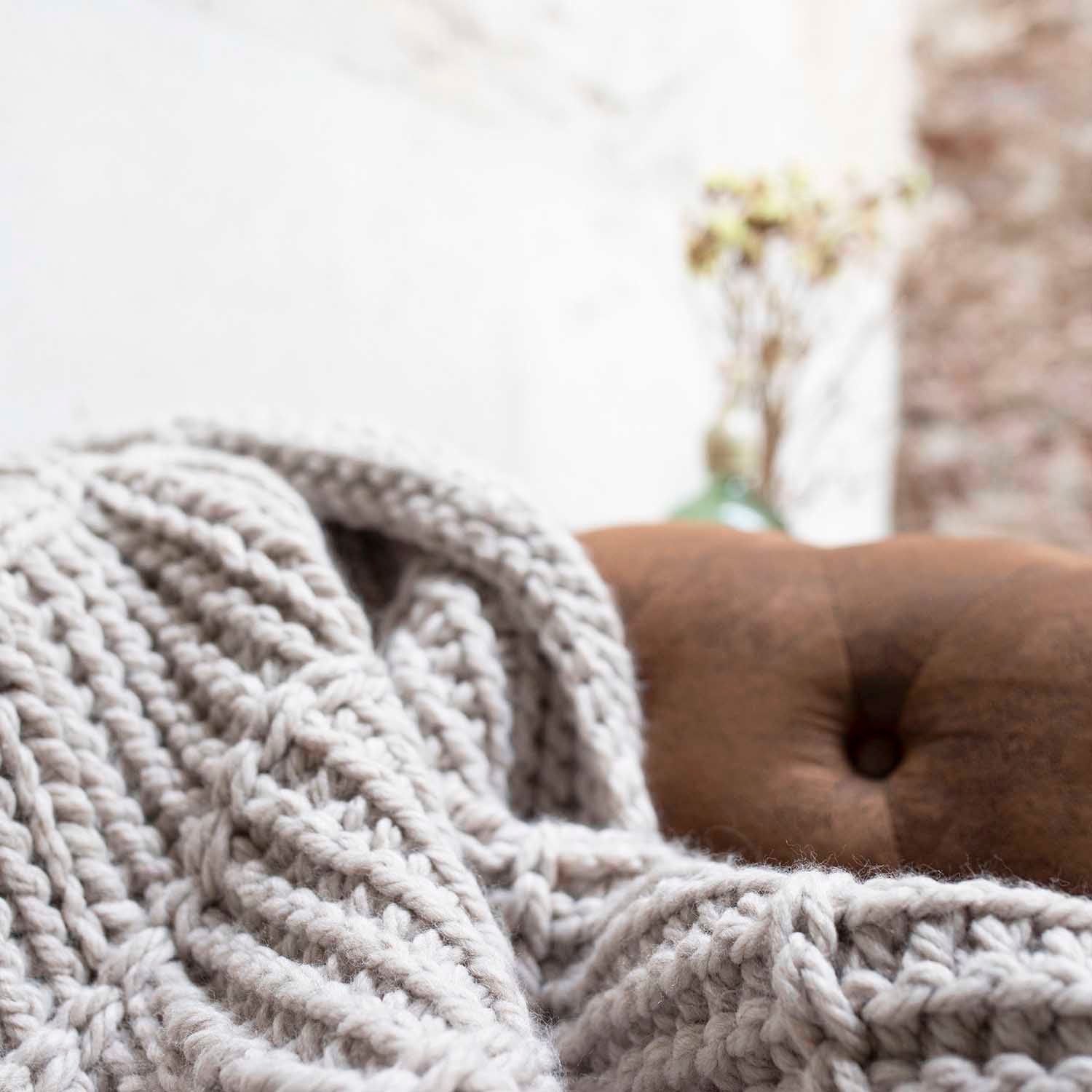 Häkelbox für eine XXL Sofadecke mit Tout de Suit von KATIA - Beemohr