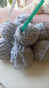 Love Wool in grau 9 Knäuel im Set von Katia