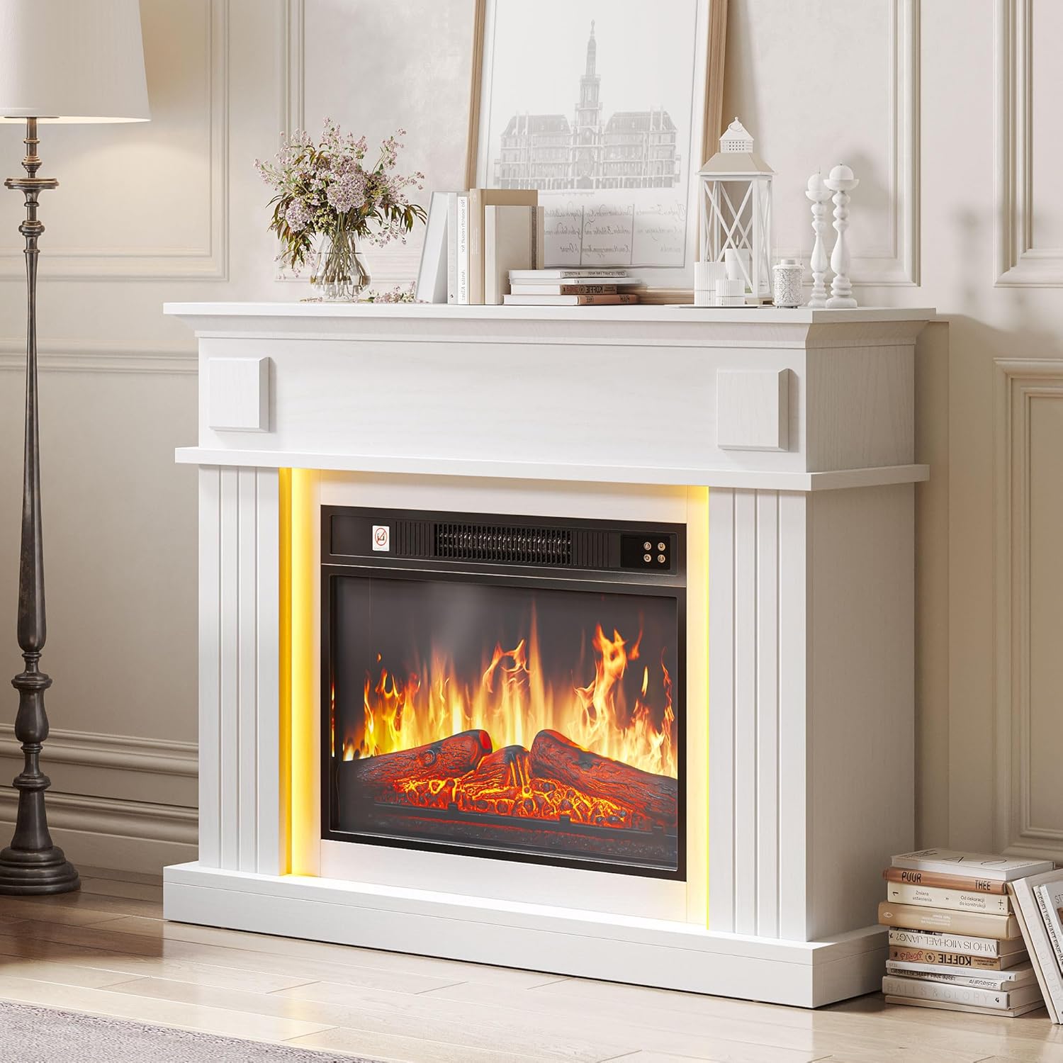 Kamin weiß in Holzlook
