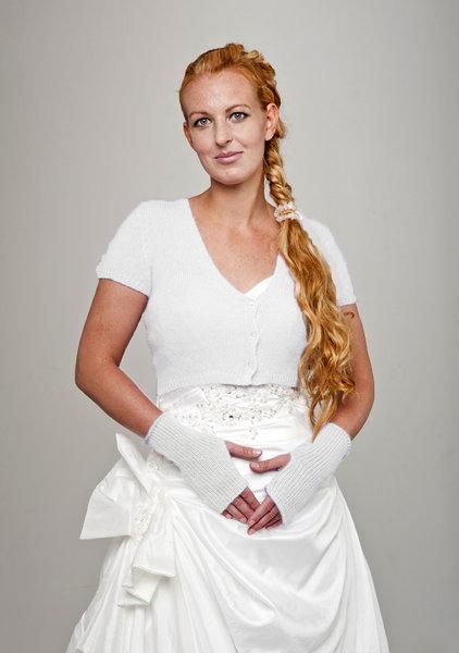 Brautjacke mit kurzem Arm und Knöpfen - Beemohr