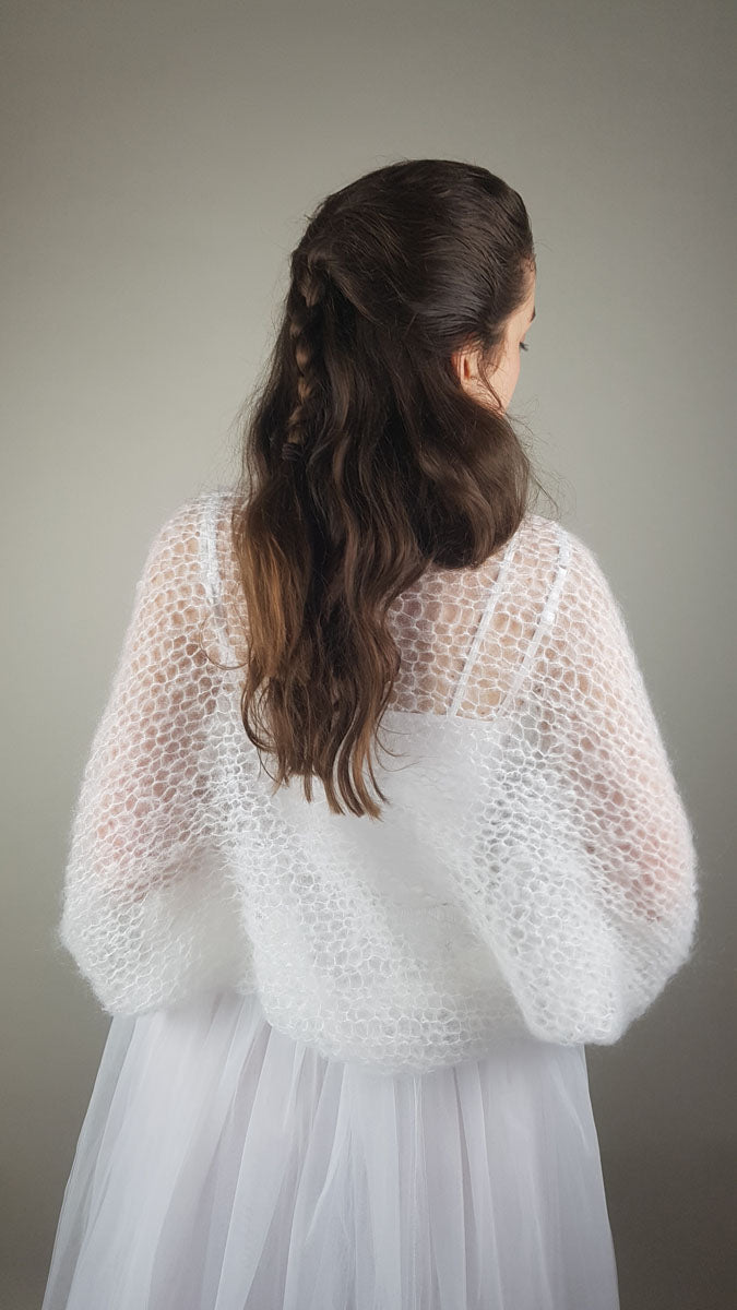 HANDGESTRICKTER Bolero in grober Masche SKY kuschelig weich oversize in blush, ivory und mehr Farben - Beemohr