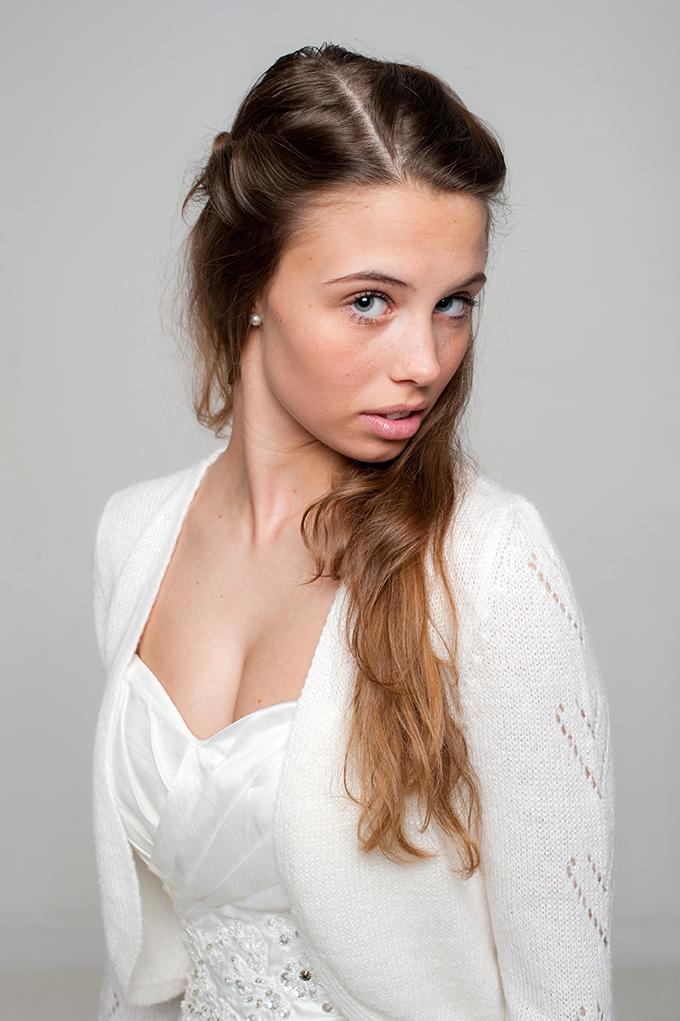 Brautjacke für Boho Hochzeiten mit Herzen weiß und ivory für romantische Hochzeiten aus Kaschmir ♥ JUL♥ - Beemohr