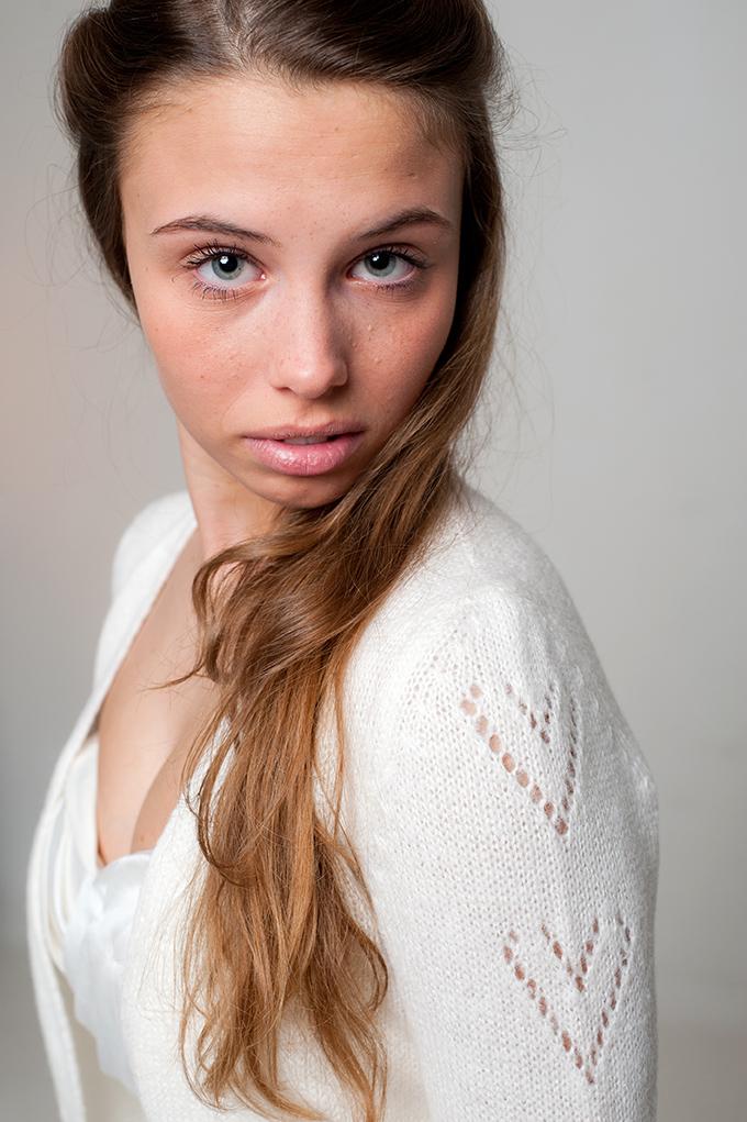 Brautjacke für Boho Hochzeiten mit Herzen weiß und ivory für romantische Hochzeiten aus Kaschmir ♥ JUL♥ - Beemohr