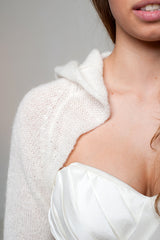 For You: COOL Braut Bolero ANNA mit Kapuze - ANDERS heiraten - Beemohr
