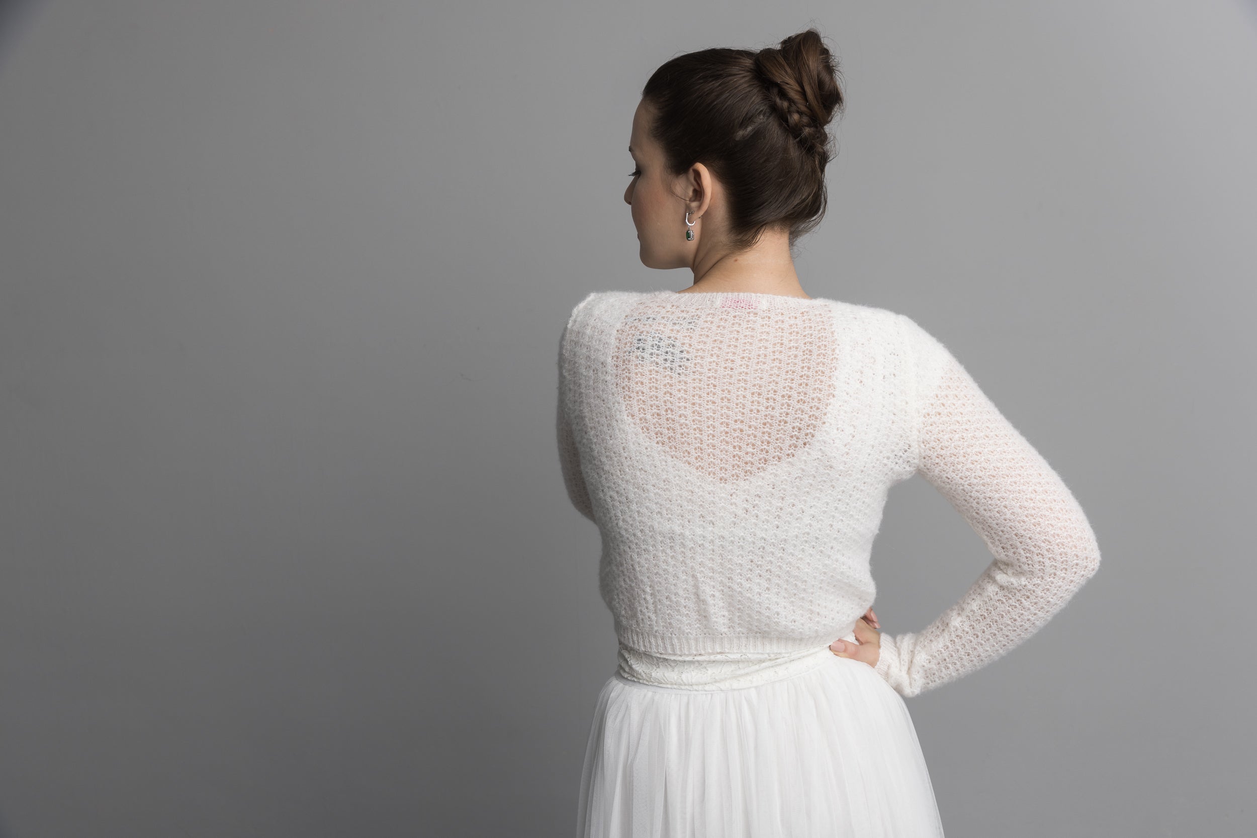 Wedding wear: cardigan lace for brides - Beemohr