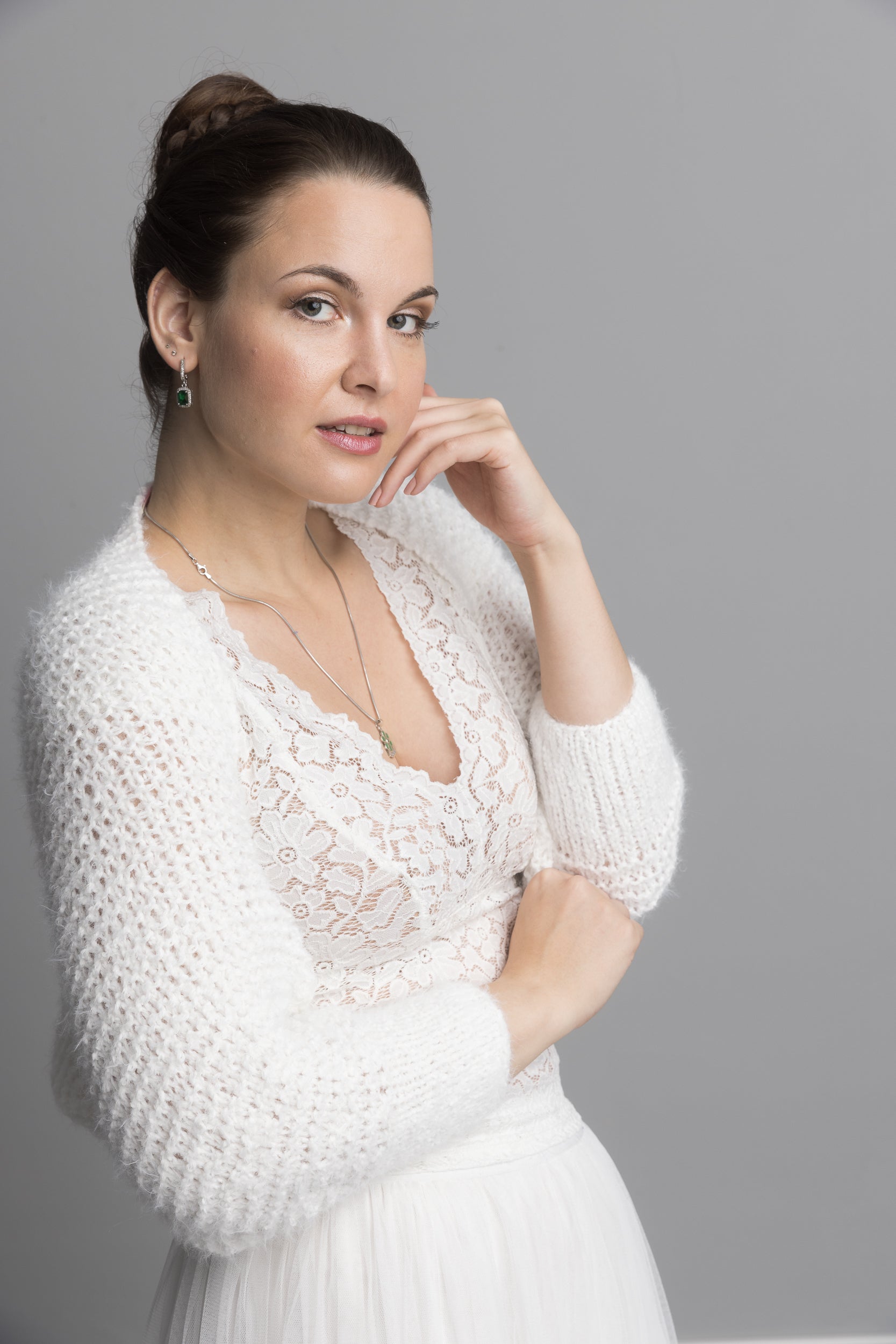 Braut Bolero SNOWBALL in dem praktischen Knit Kit mit kuscheliger Wolle - Beemohr