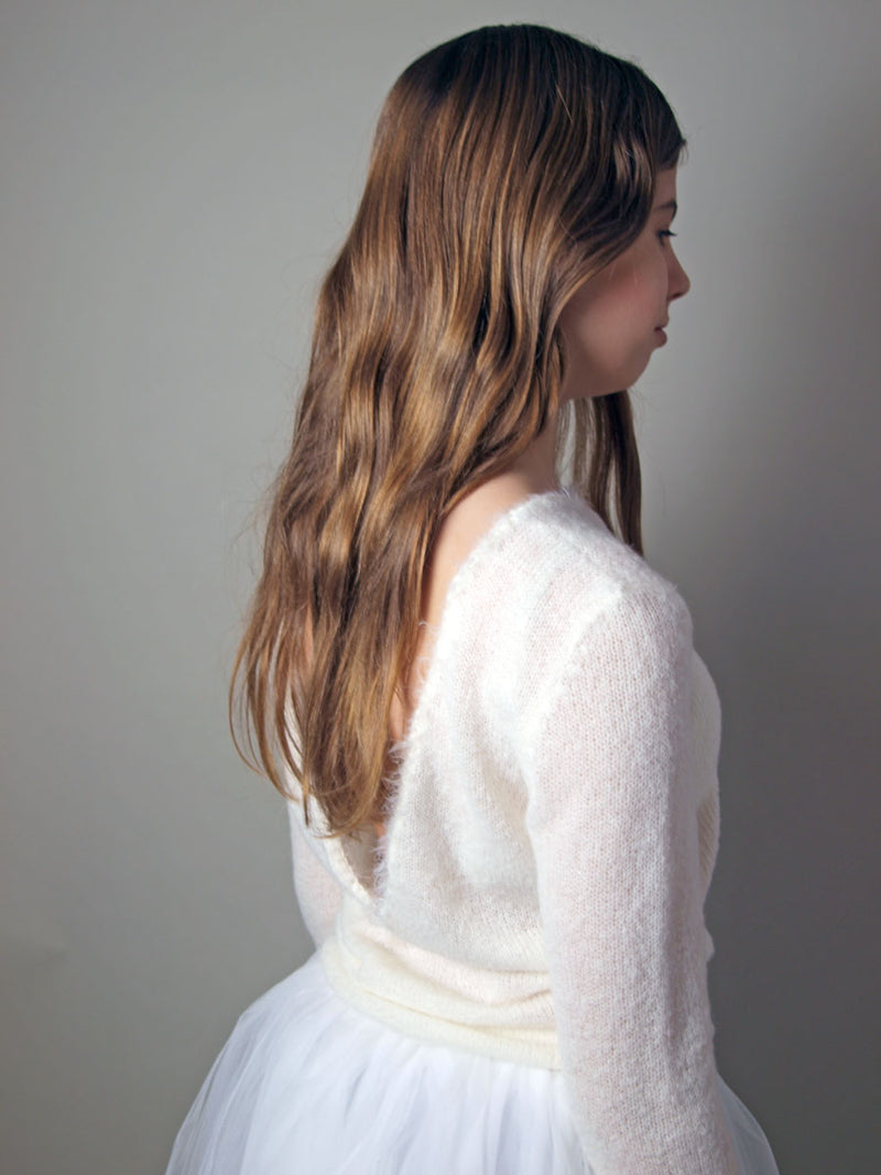 Brautpullover mit tiefem Rückenausschnitt ♥ COCO ♥ gestrickt für Hochzeiten - Beemohr