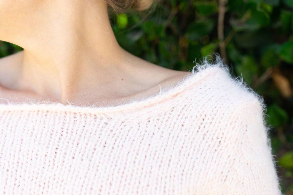 Kuschel - Pullover Vicky mit Langarm passend zum Brautrock aus Tüll und Seide - Beemohr
