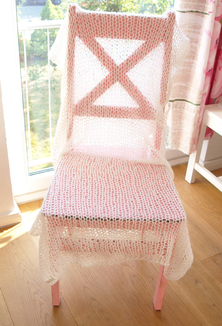 DIY: Strickanleitung für eine Stola aus weichem Baby Alpaka von Lanartus - Beemohr