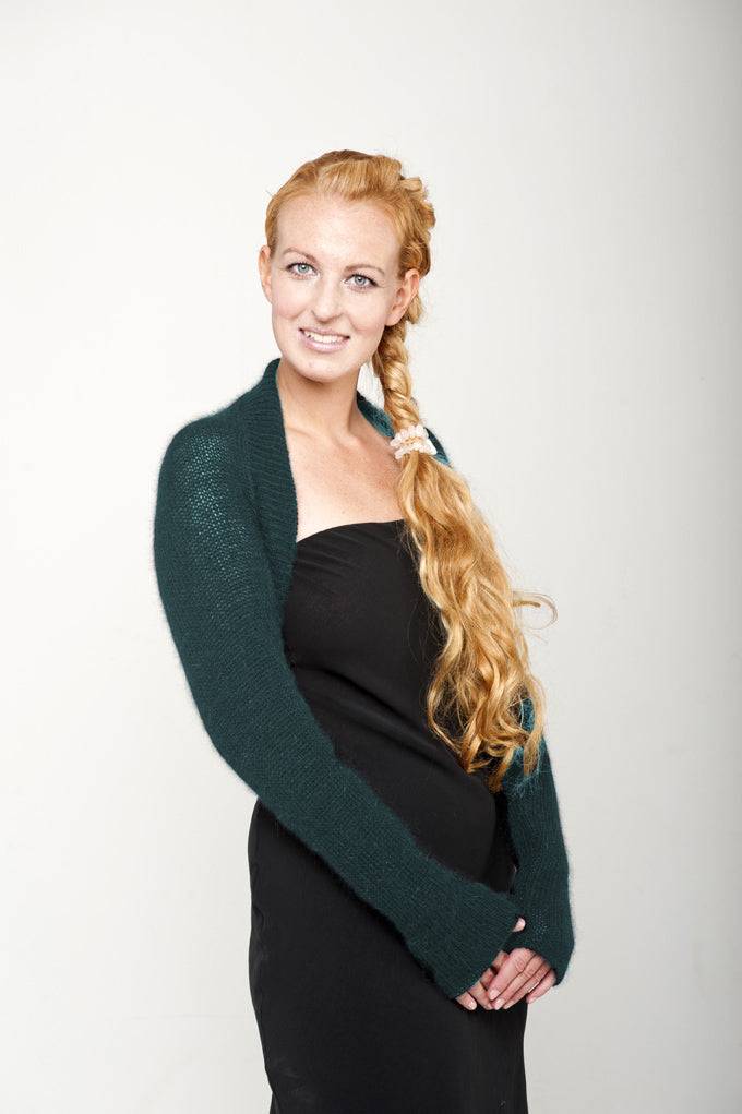 For You: Bolerojacke in einem Stück gestrickt aus Angora für Musikerinnen und Freunde - Beemohr
