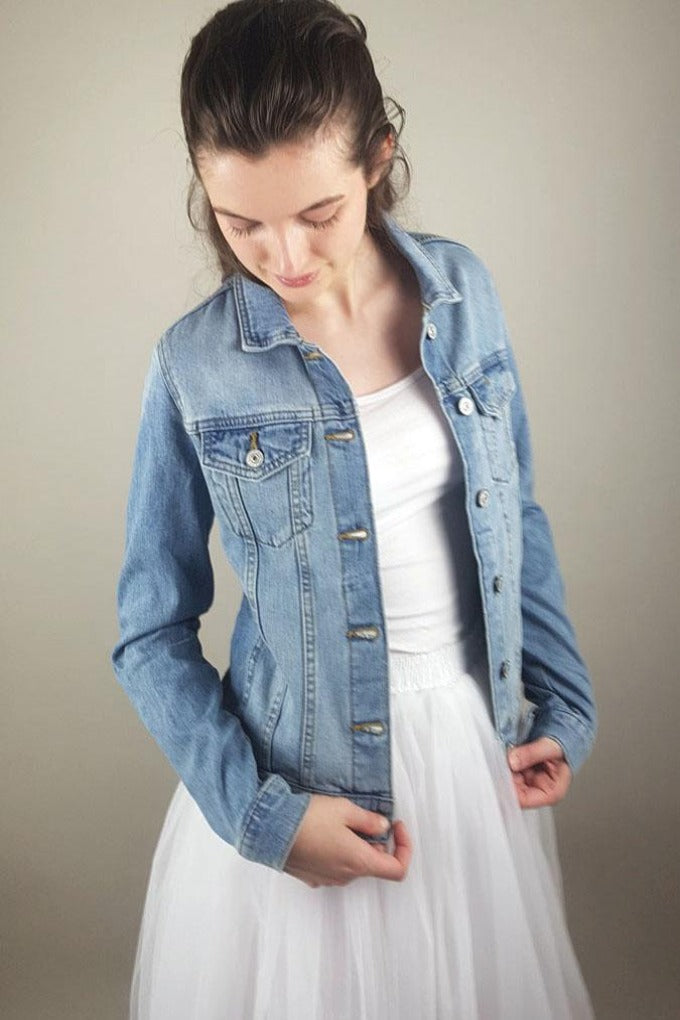 Denim Jacke in hellblau bedruckt mit Braut im Cabriolet oder ihrem Wunsch - Motiv - Beemohr