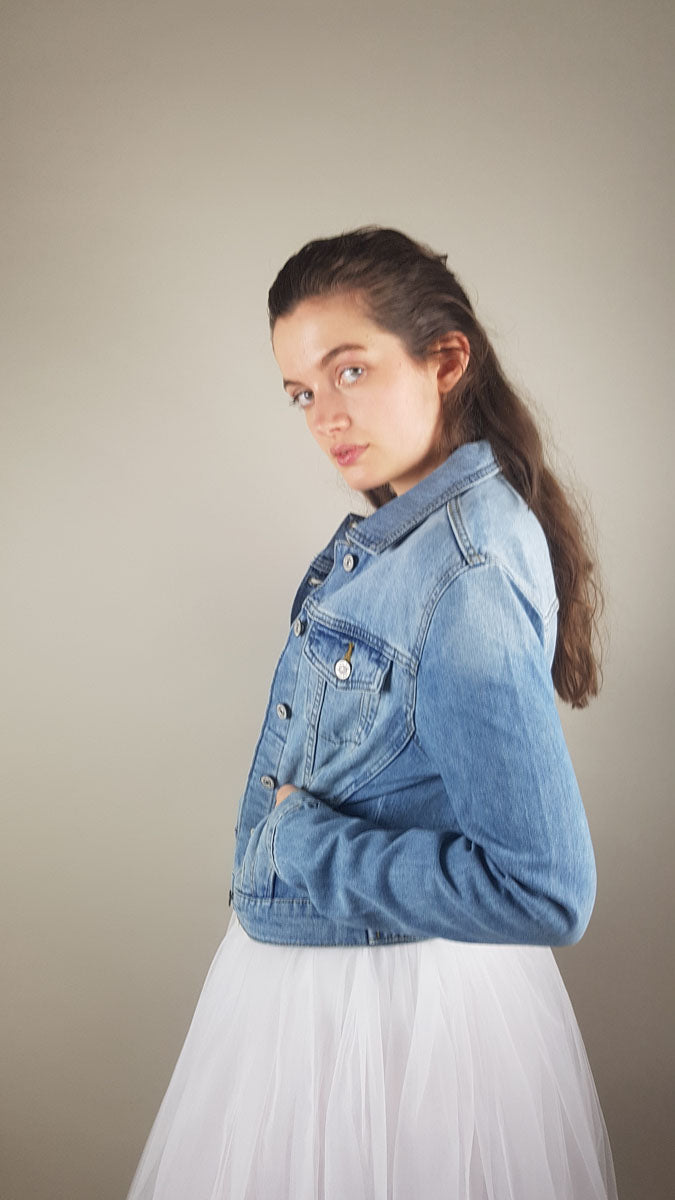 Braut Jeans Jacke in hellblau bedruckt "him & me forever" - Beemohr