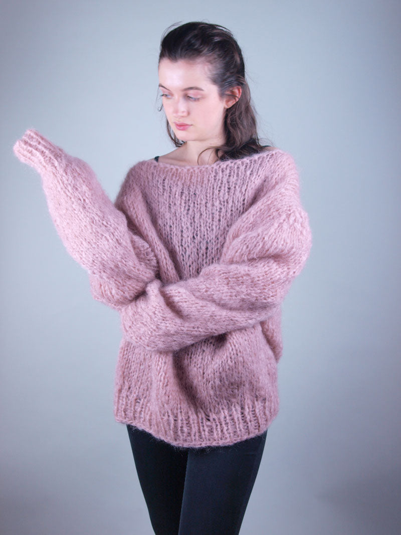 Knit Kit Oversize Pullover aus Kid Mohair gestrickt für Wochenenden - Beemohr