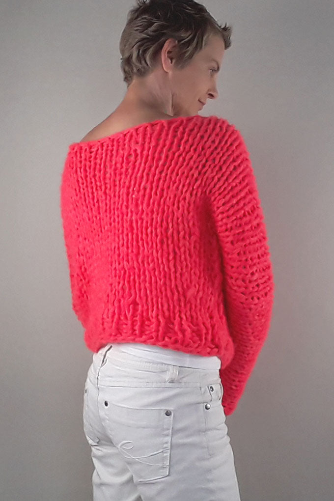 STRICKBOX: Leuchtend pinker oder neon grüner Pullover: Hingucker NEONI - Beemohr