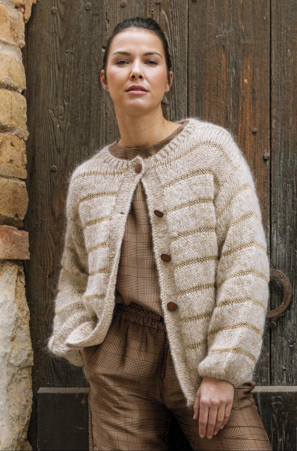 KNIT KIT: Mohair Strickjacke im Ingenua Mohair Mix mit Glitzerstreifen mit Katia Gatsby Wolle - Beemohr