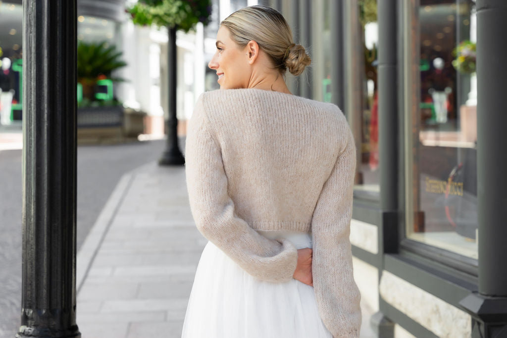 Strickanleitung für eine Jacke aus weicher Alpaca Silver Wolle von Katia - Beemohr