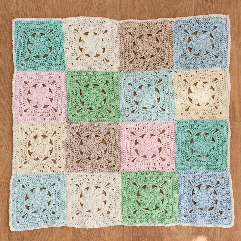 Baby Blanket mit 16 Knäuel in 8 Farben und Plüschtier stricken oder häkeln - Beemohr
