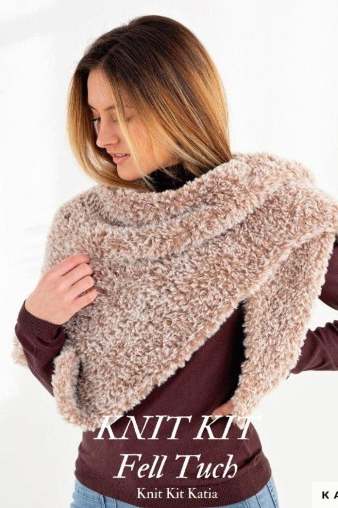 KNIT KIT: Flauschiges Tuch gestrickt aus Polar Fell Wolle super WEICH - Beemohr